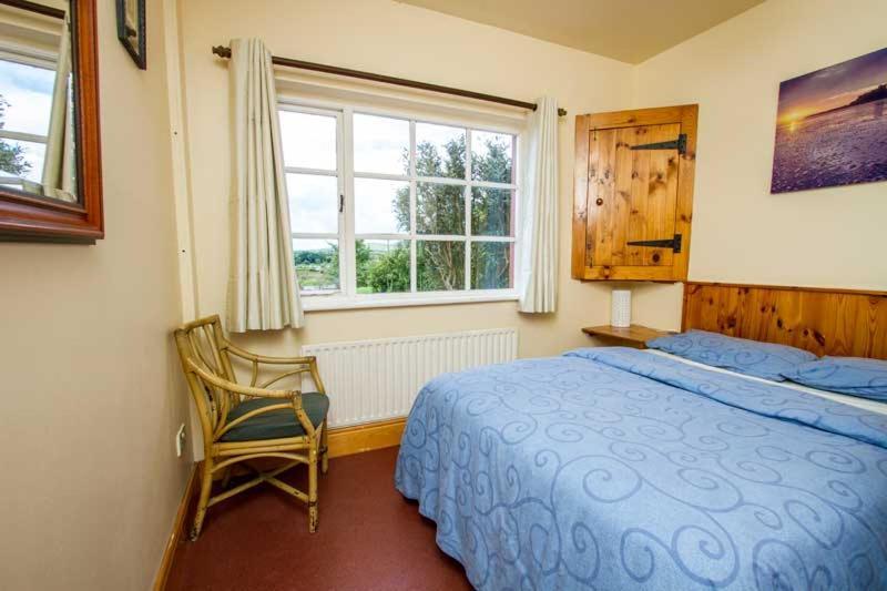 Rainbow Hostel Dingle Esterno foto